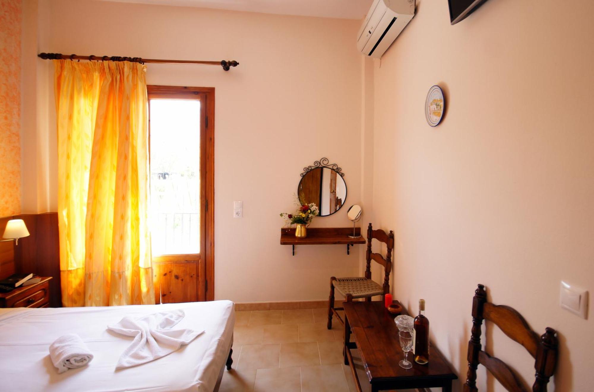 Mr. Greek Villa بترا الغرفة الصورة